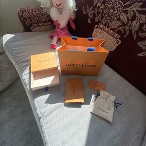 Louis Vuitton gift box complete🎉🎁🎁🎉🎊🎉🎉🎁🎉🎉🎉